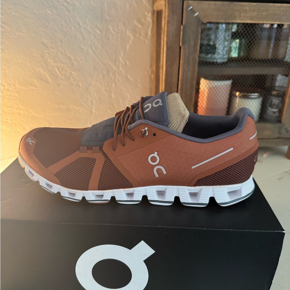 NWT & BOX- On Running Men's Shoes - Brown and rust